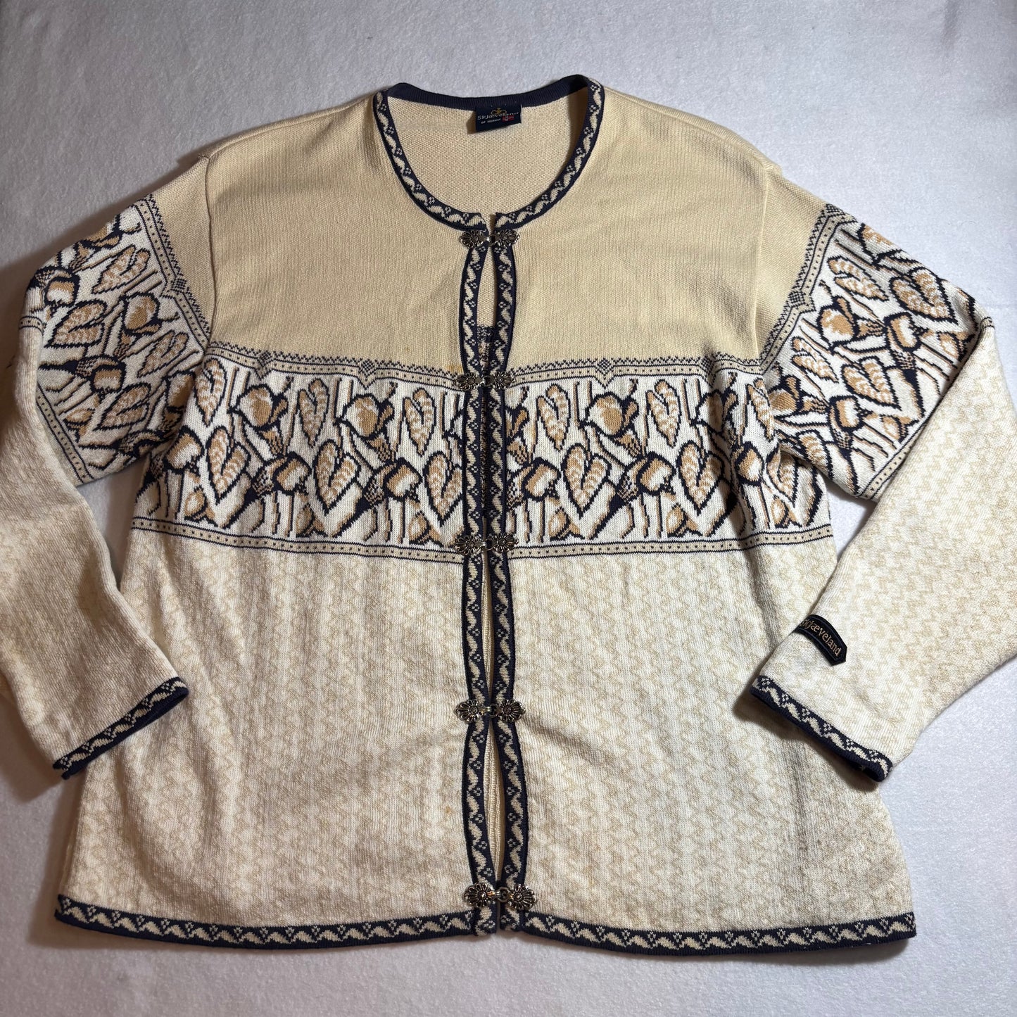 Women’s Sweater Large