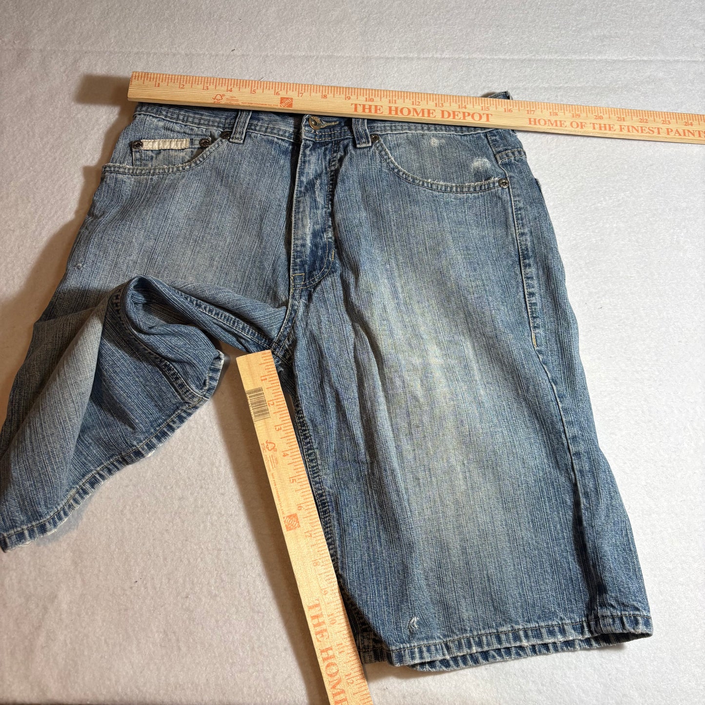 Men’s Shorts 32