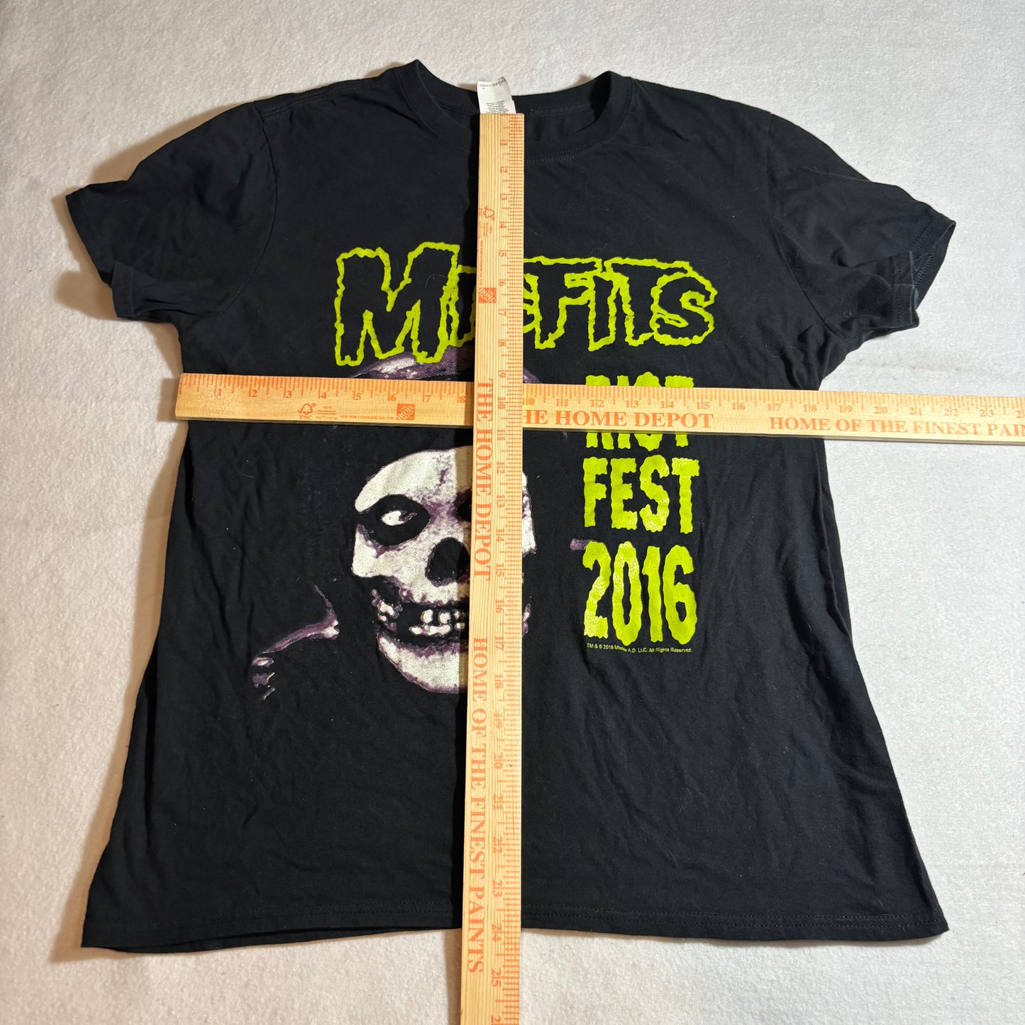 Men’s Shirt Medium