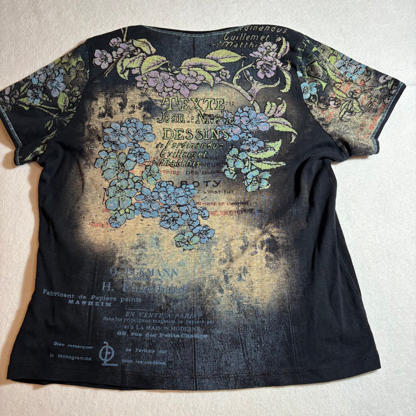 Women's Shirt Medium