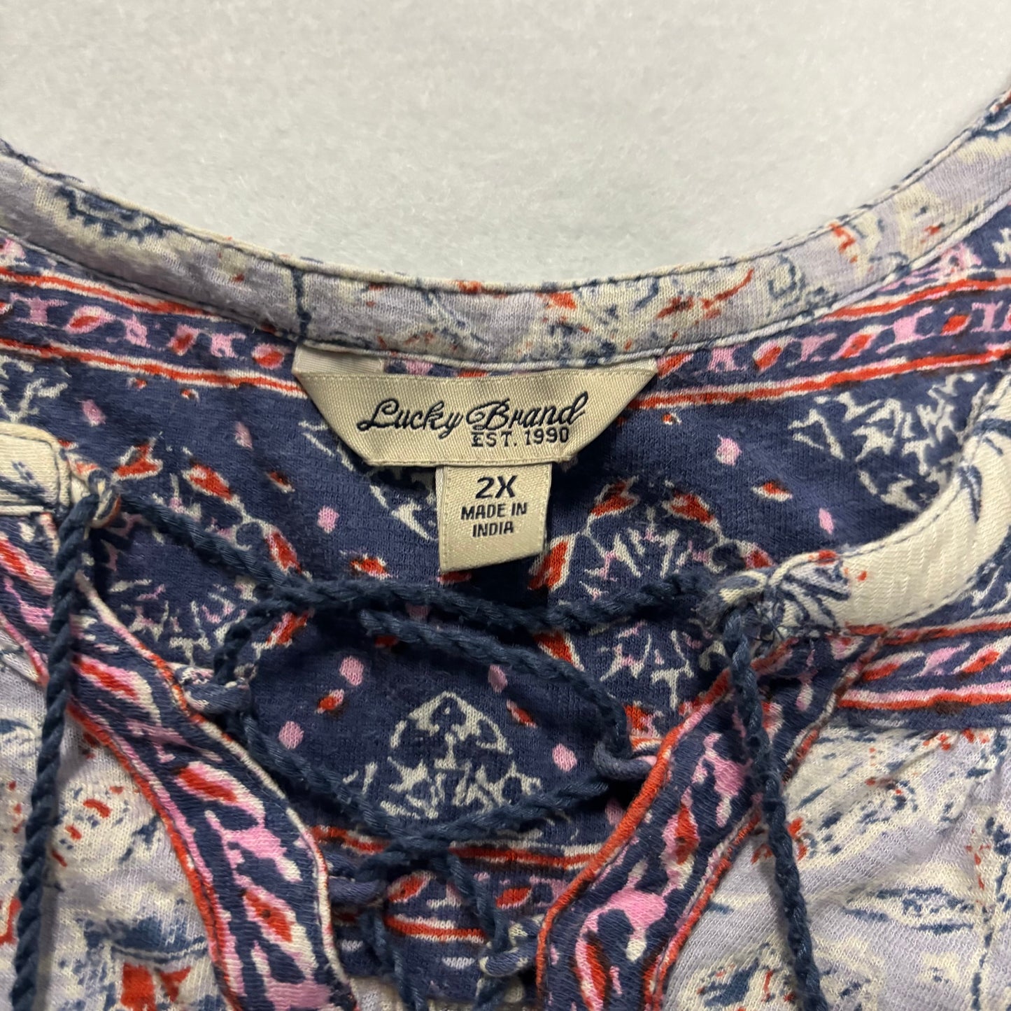 Women’s Shirt 2XL