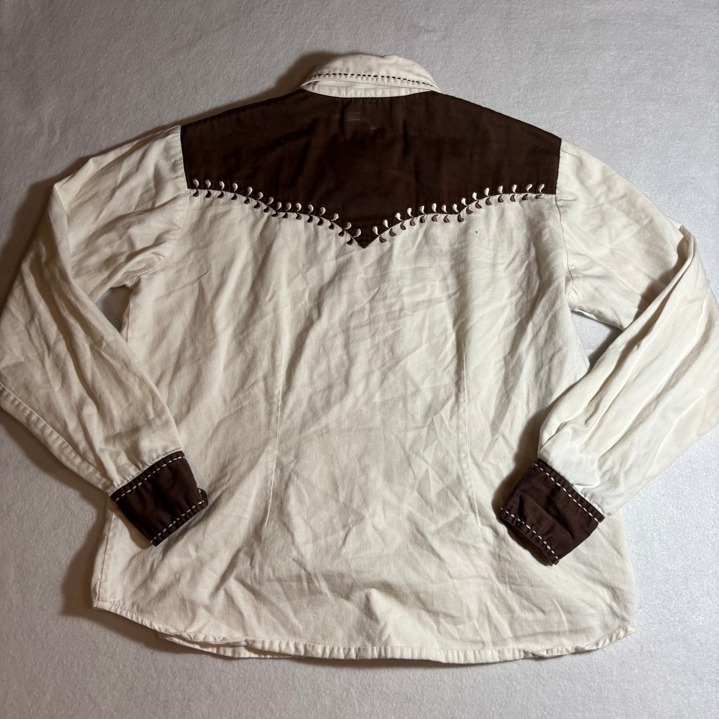 Women’s Button Shirt Medium