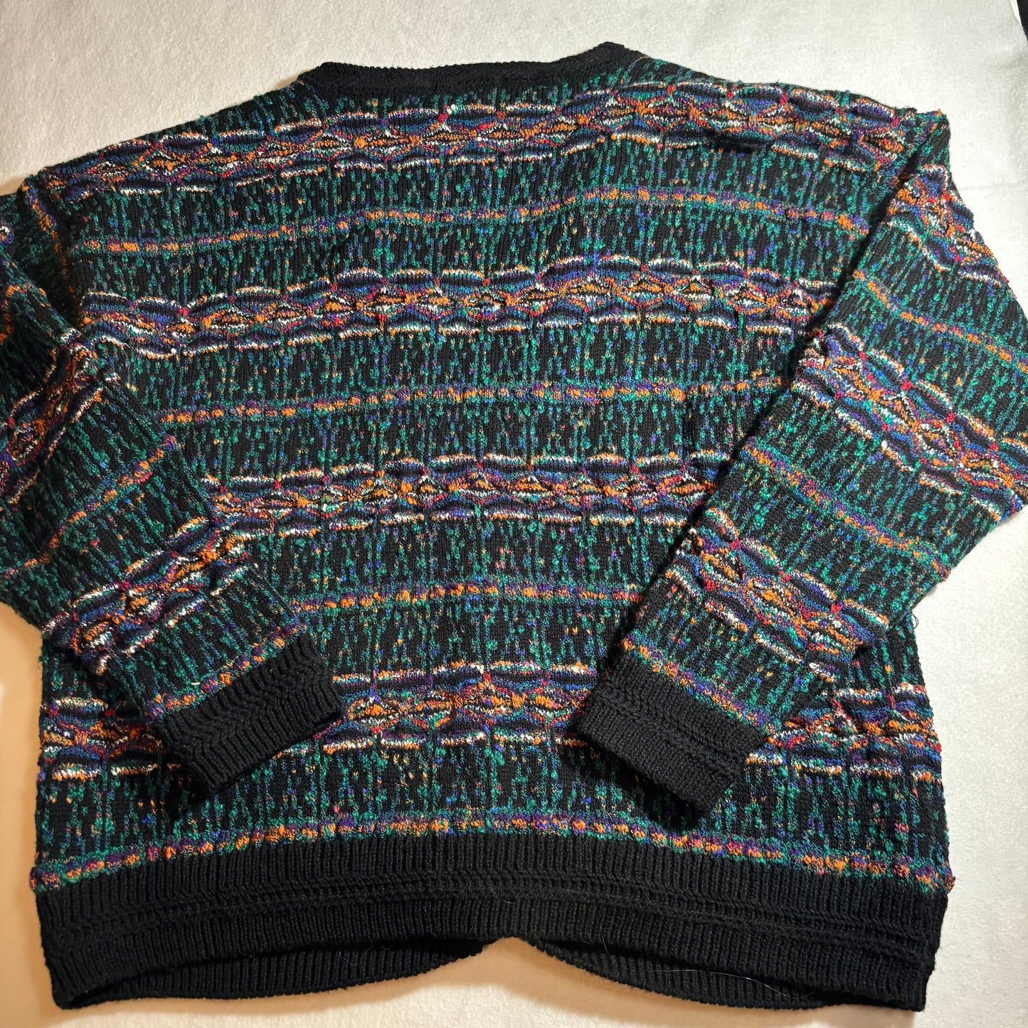 Men’s Sweater Large