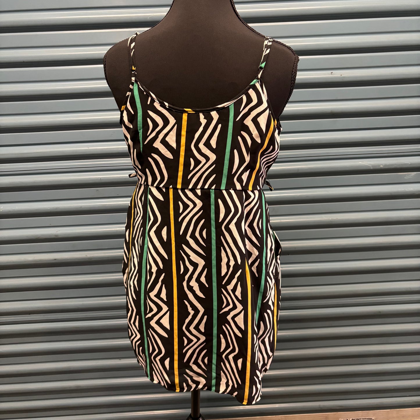 Women's Dress Medium