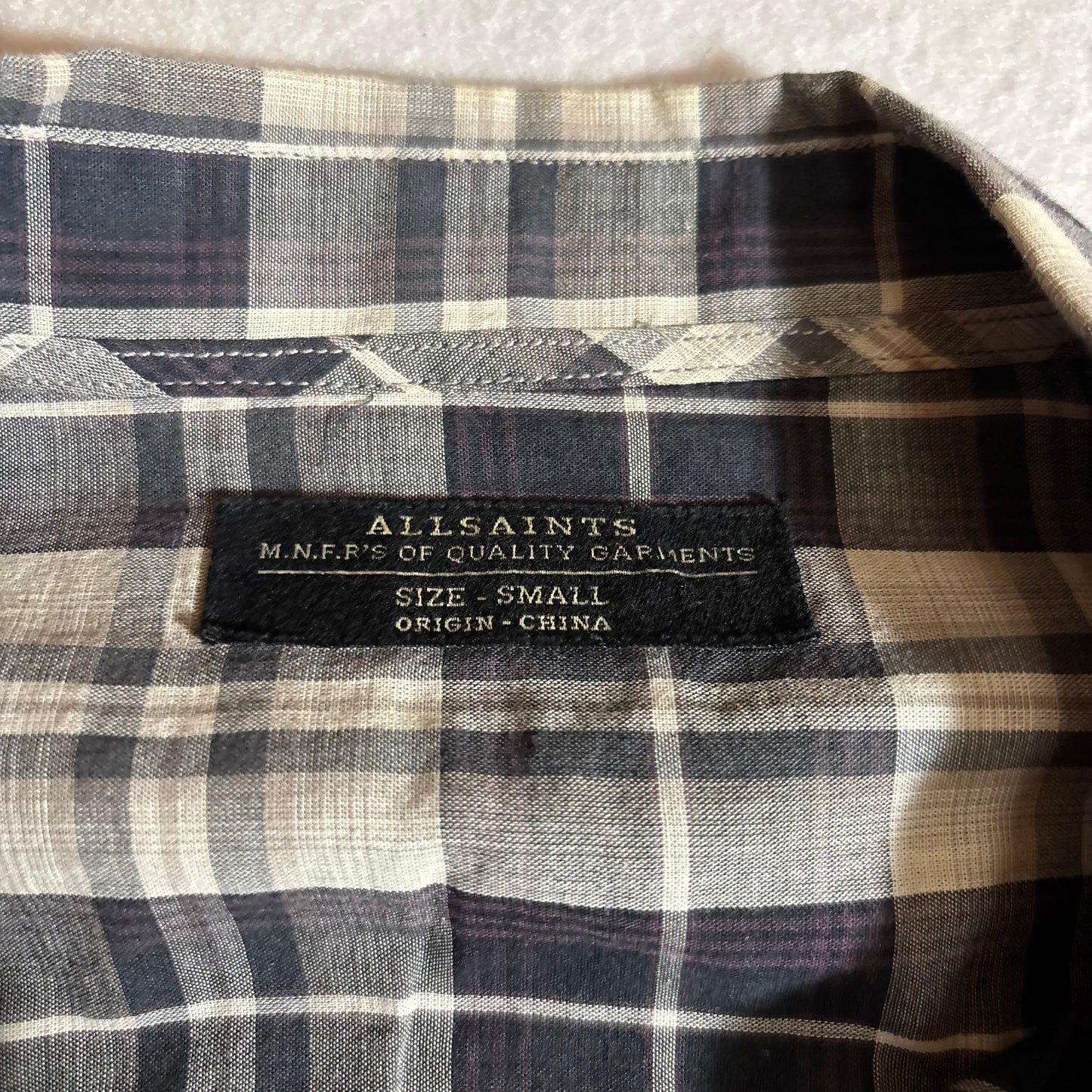 Men's Button Shirt Small