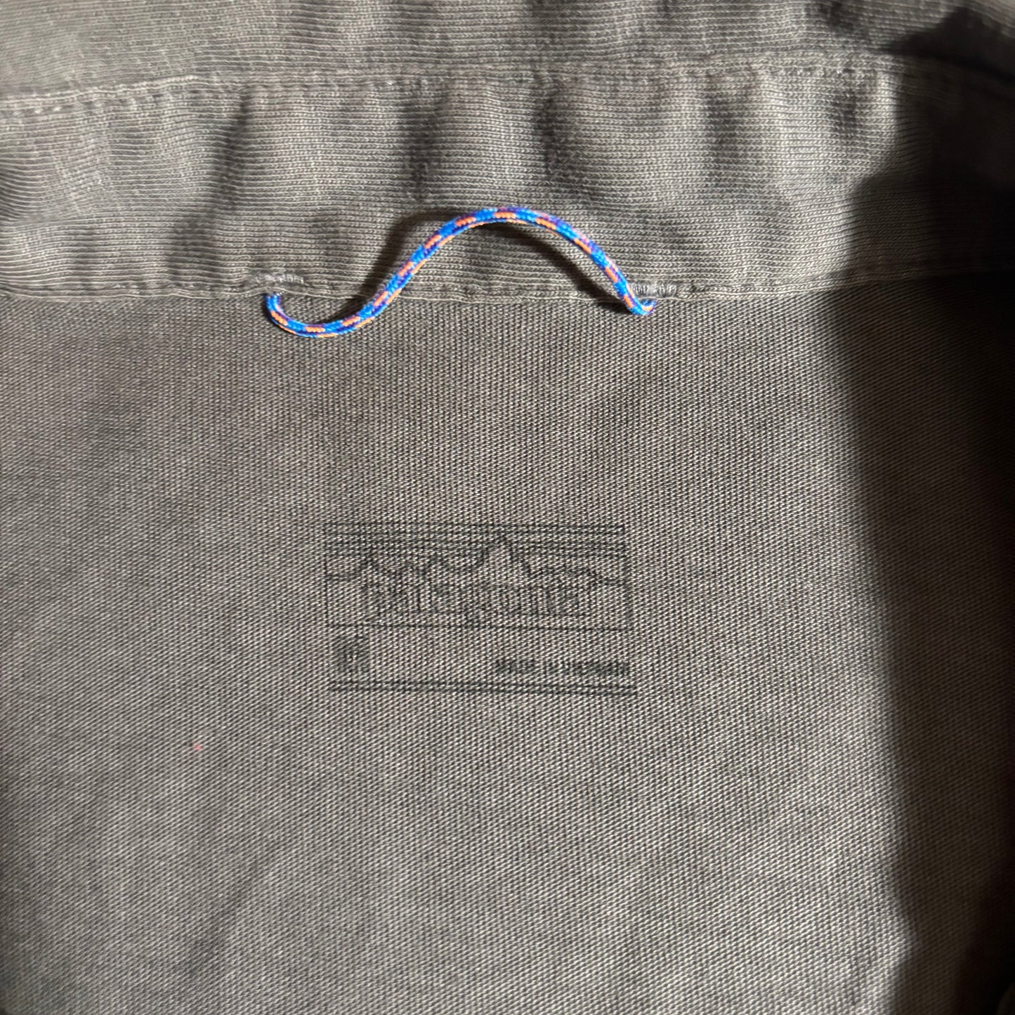 Men’s Shirt Medium
