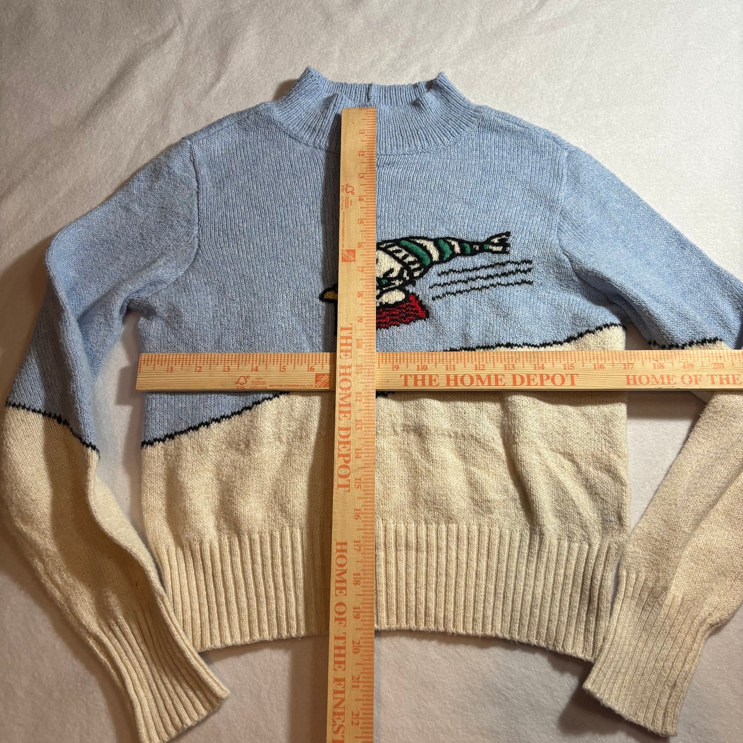 Women's Sweater Medium