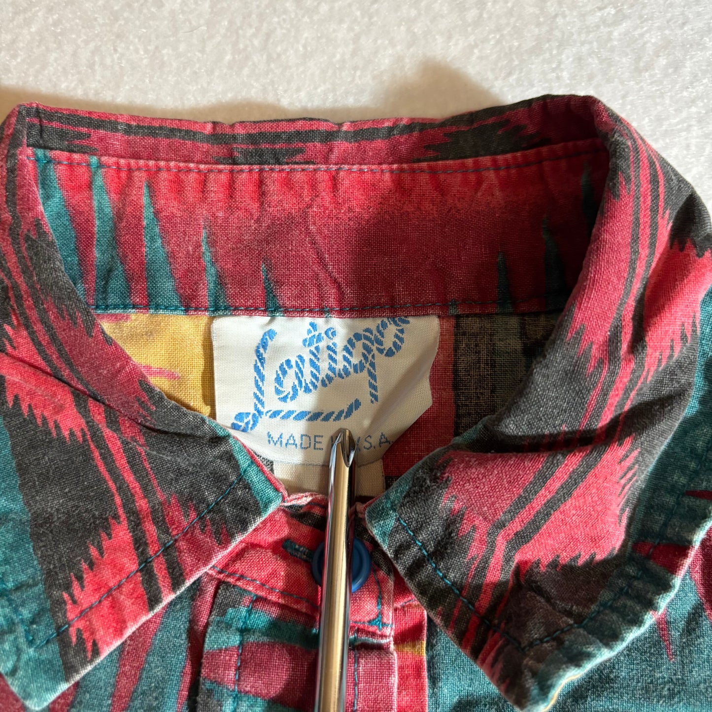 Men's Button Shirt Large