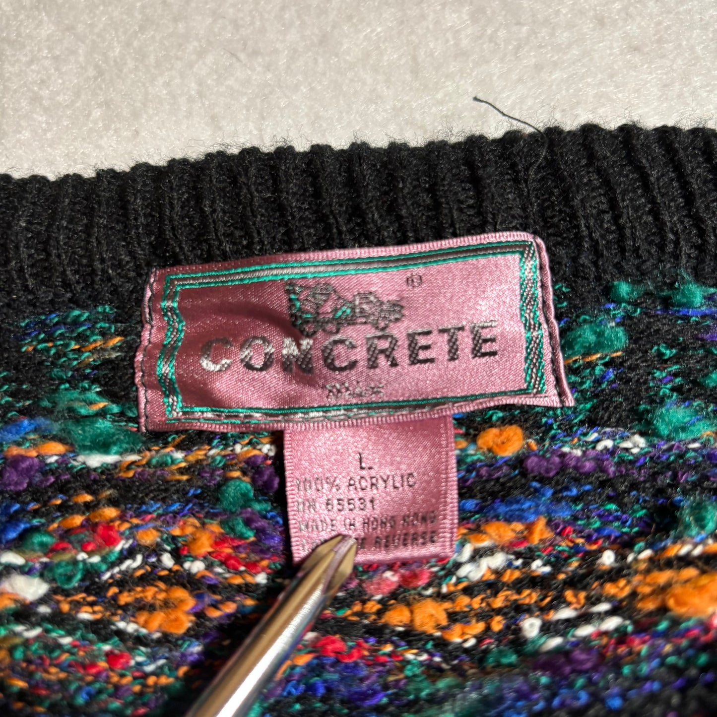 Men’s Sweater Large