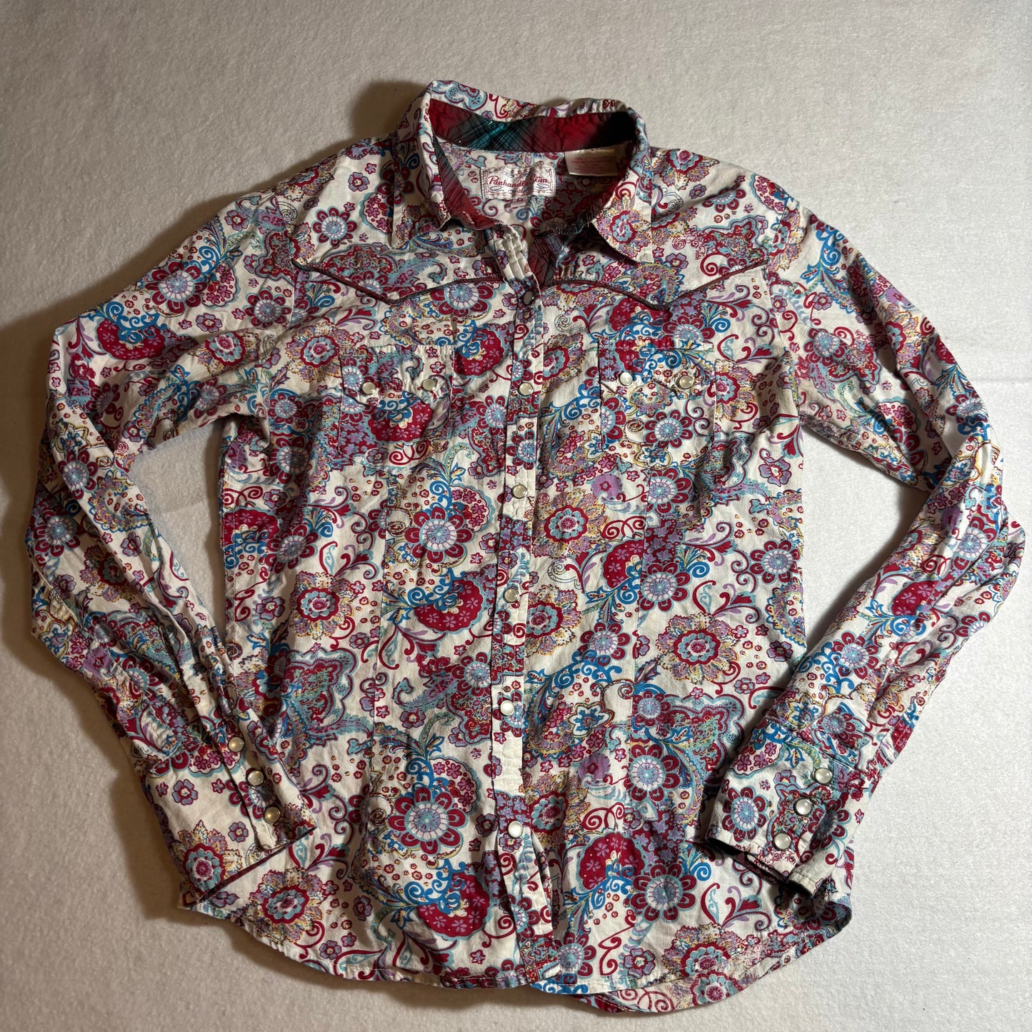 Women’s Button Shirt Medium