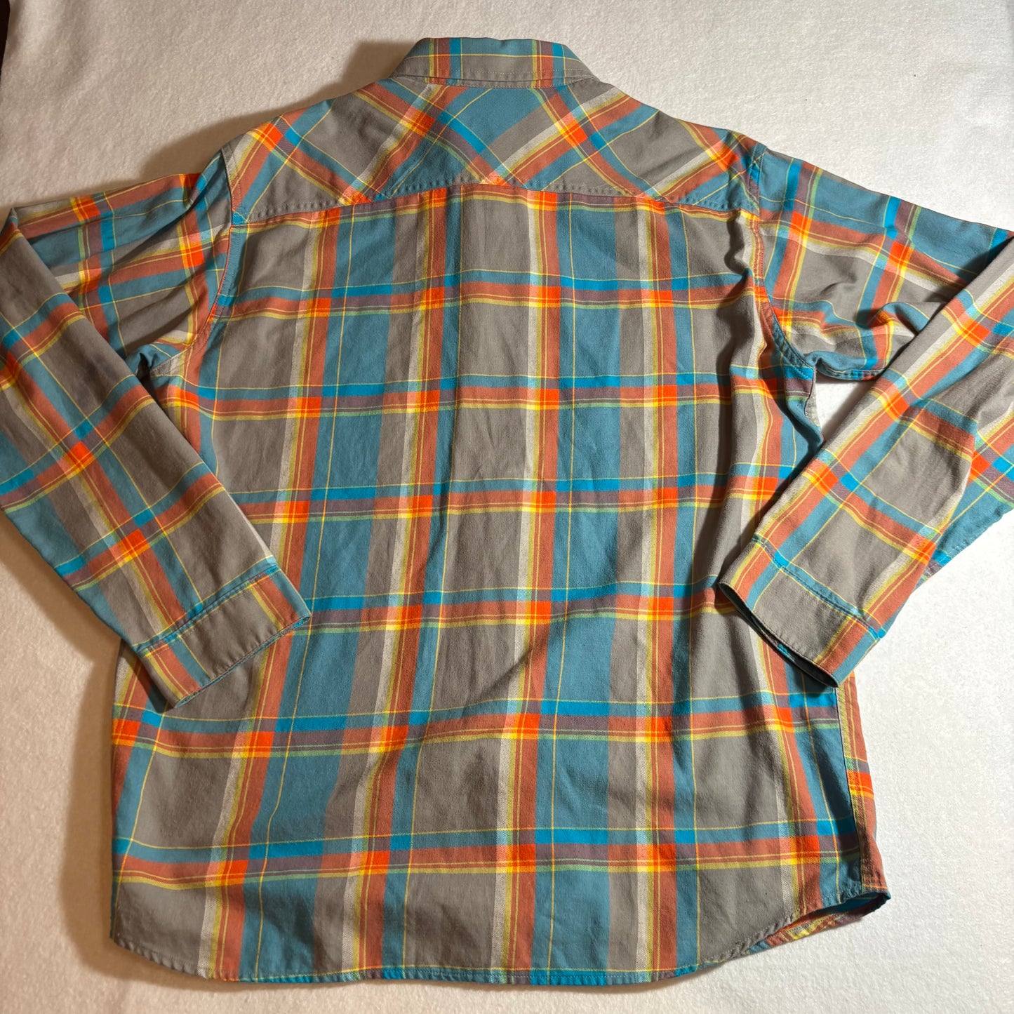 Men's Button Shirt Medium