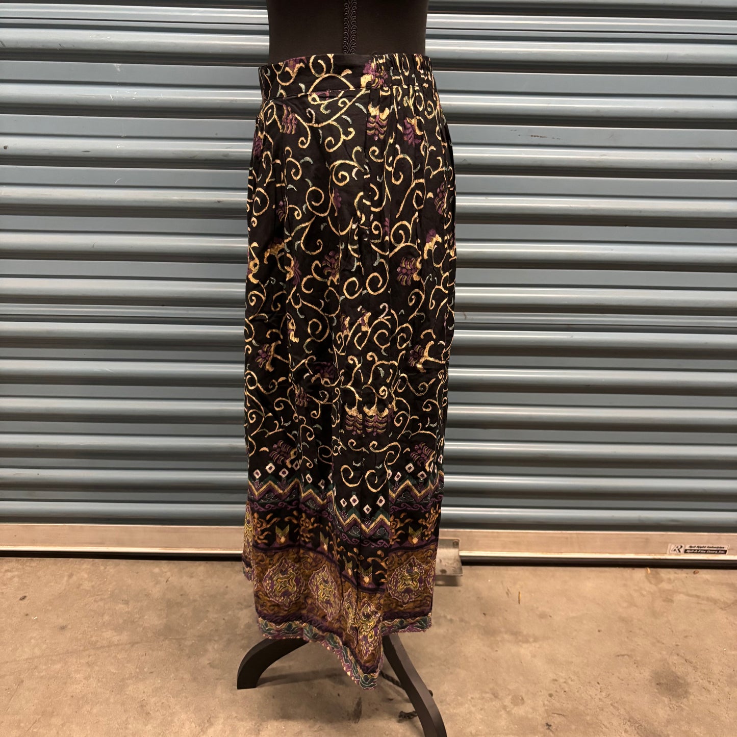 Women's Skirt 10