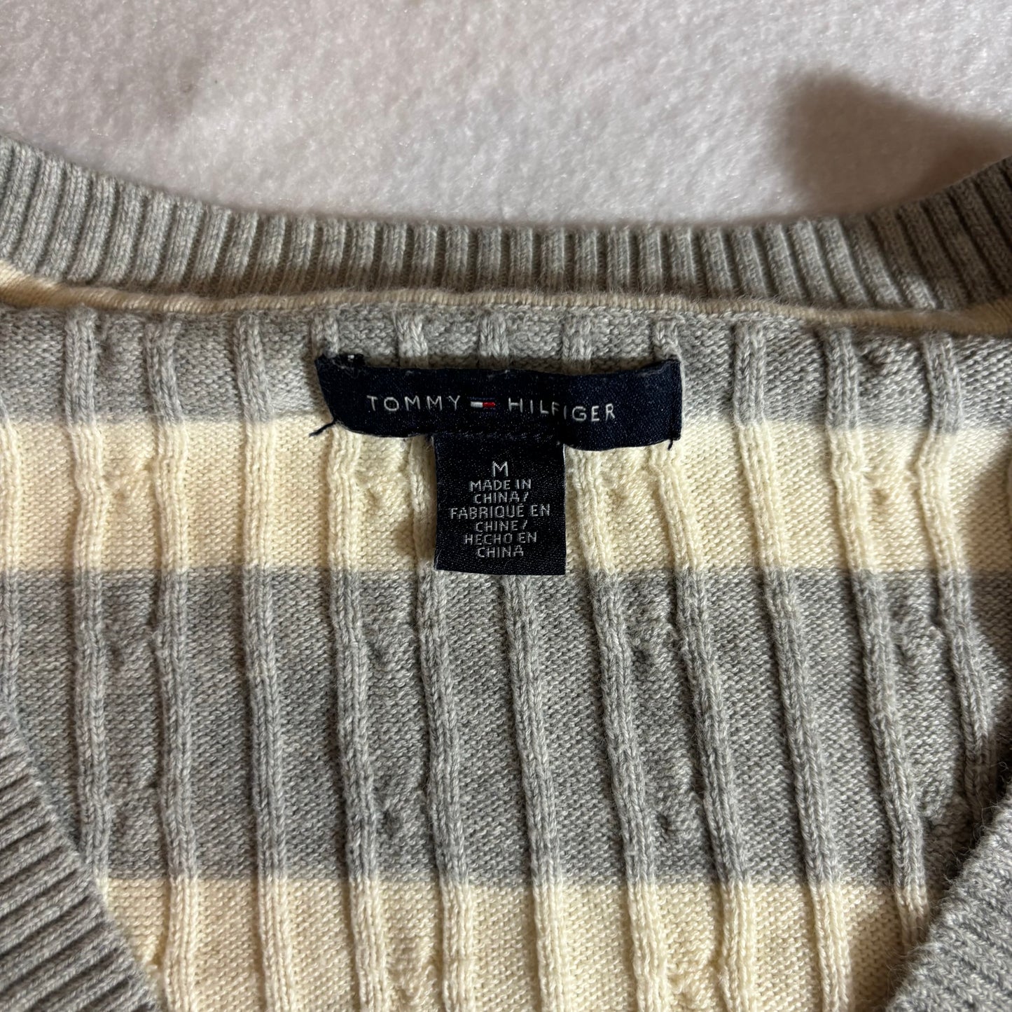 Women’s Sweater Medium