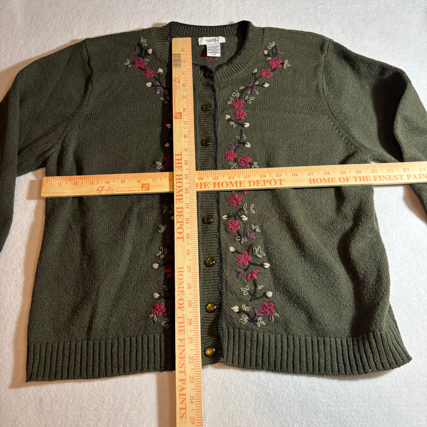 Women’s Sweater Large