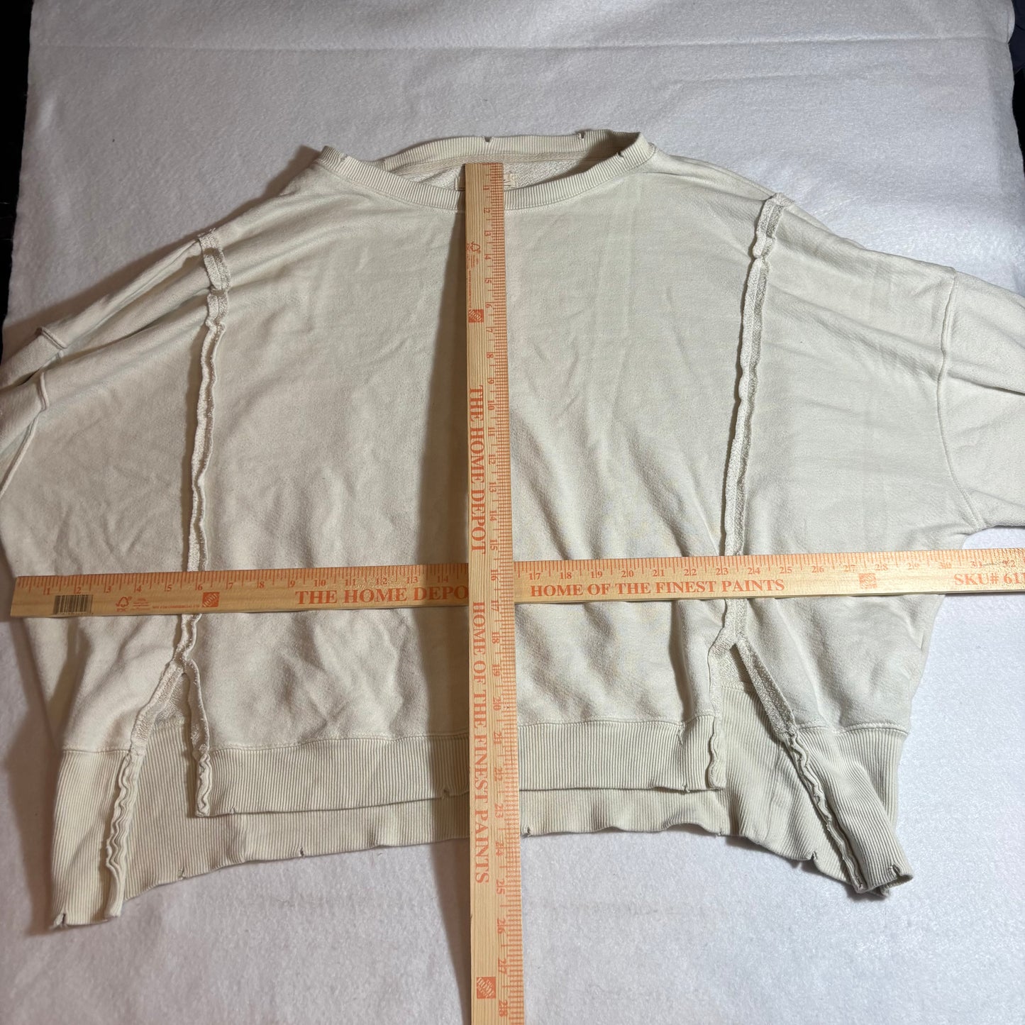 Women’s Sweater Small