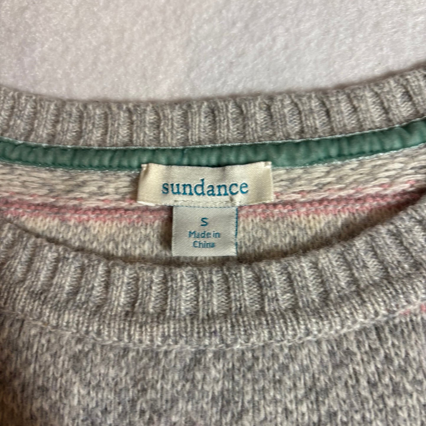Women’s Sweater Small