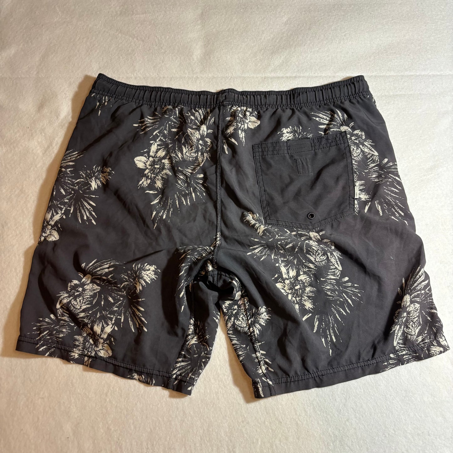 Men's Shorts Medium
