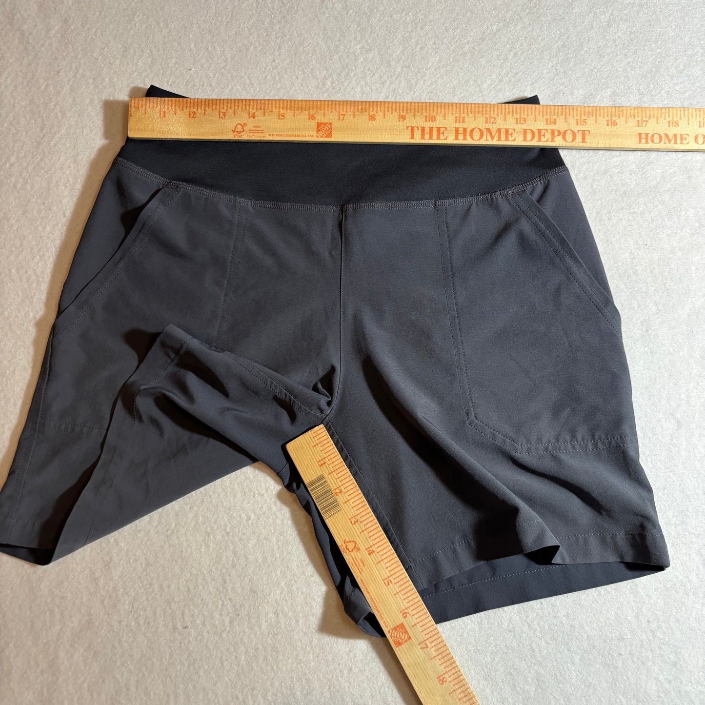 Women's Shorts XS