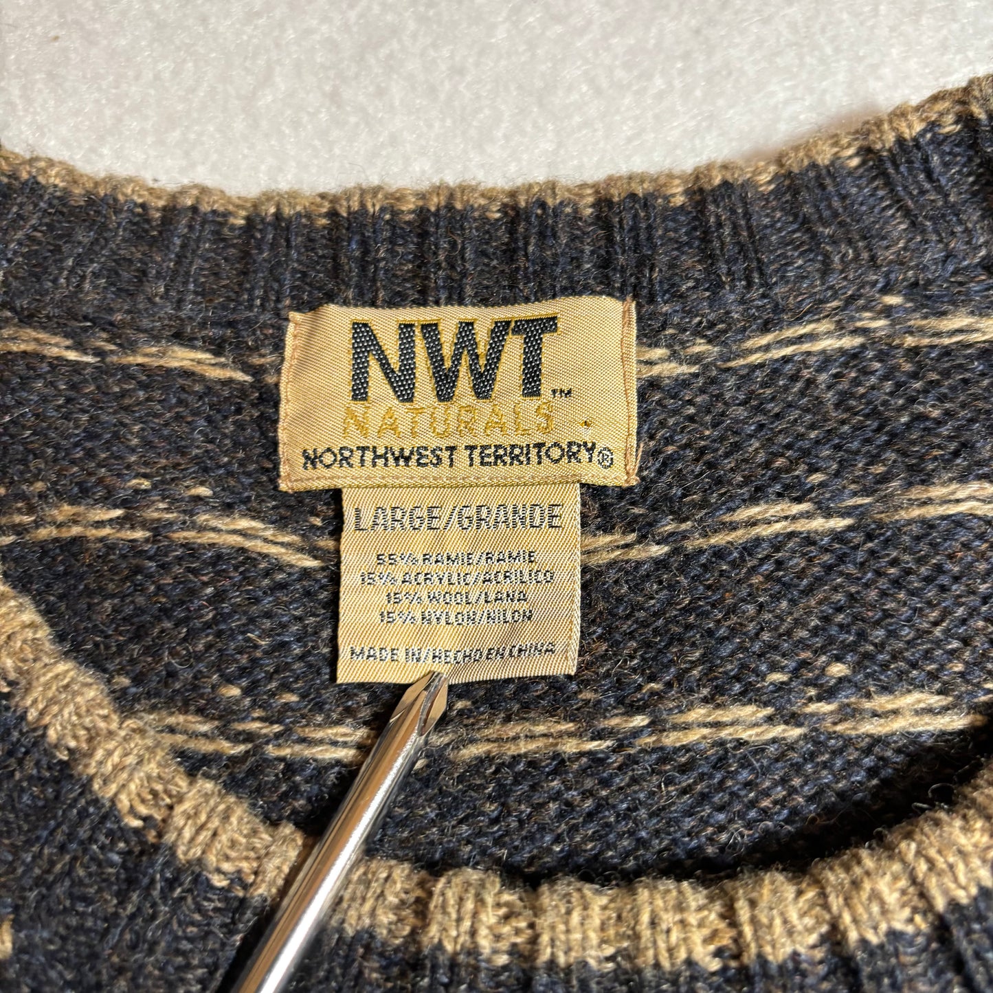 Men’s Sweater Large