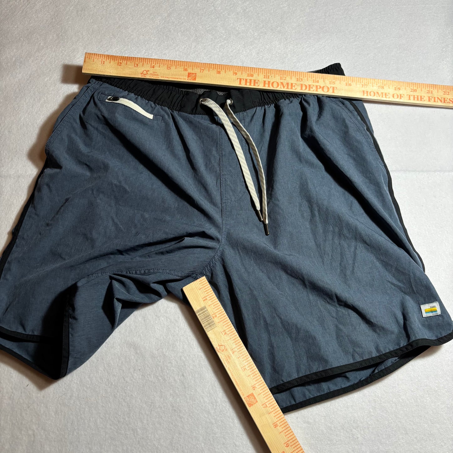 Men’s Shorts Large