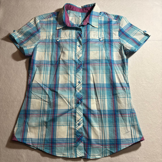 Women’s Button Shirt Medium