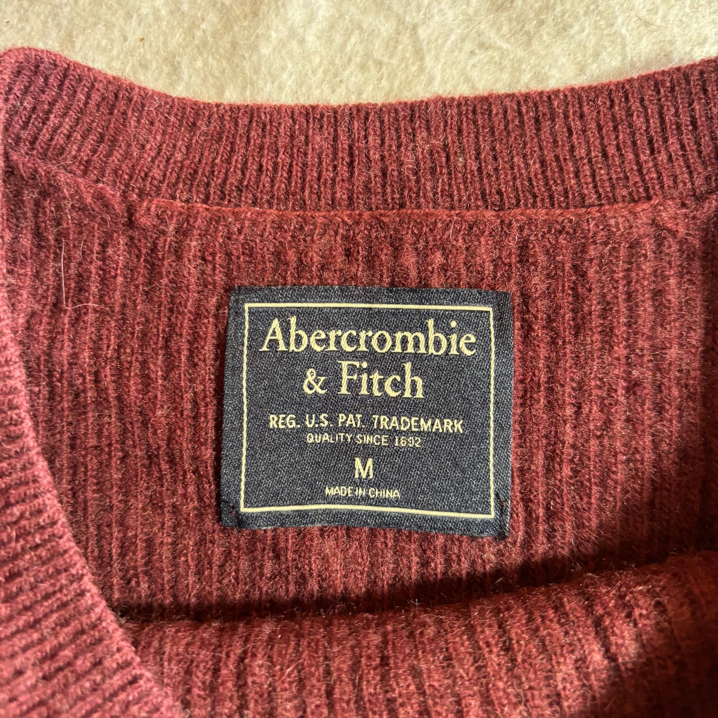 Women’s Sweater Medium