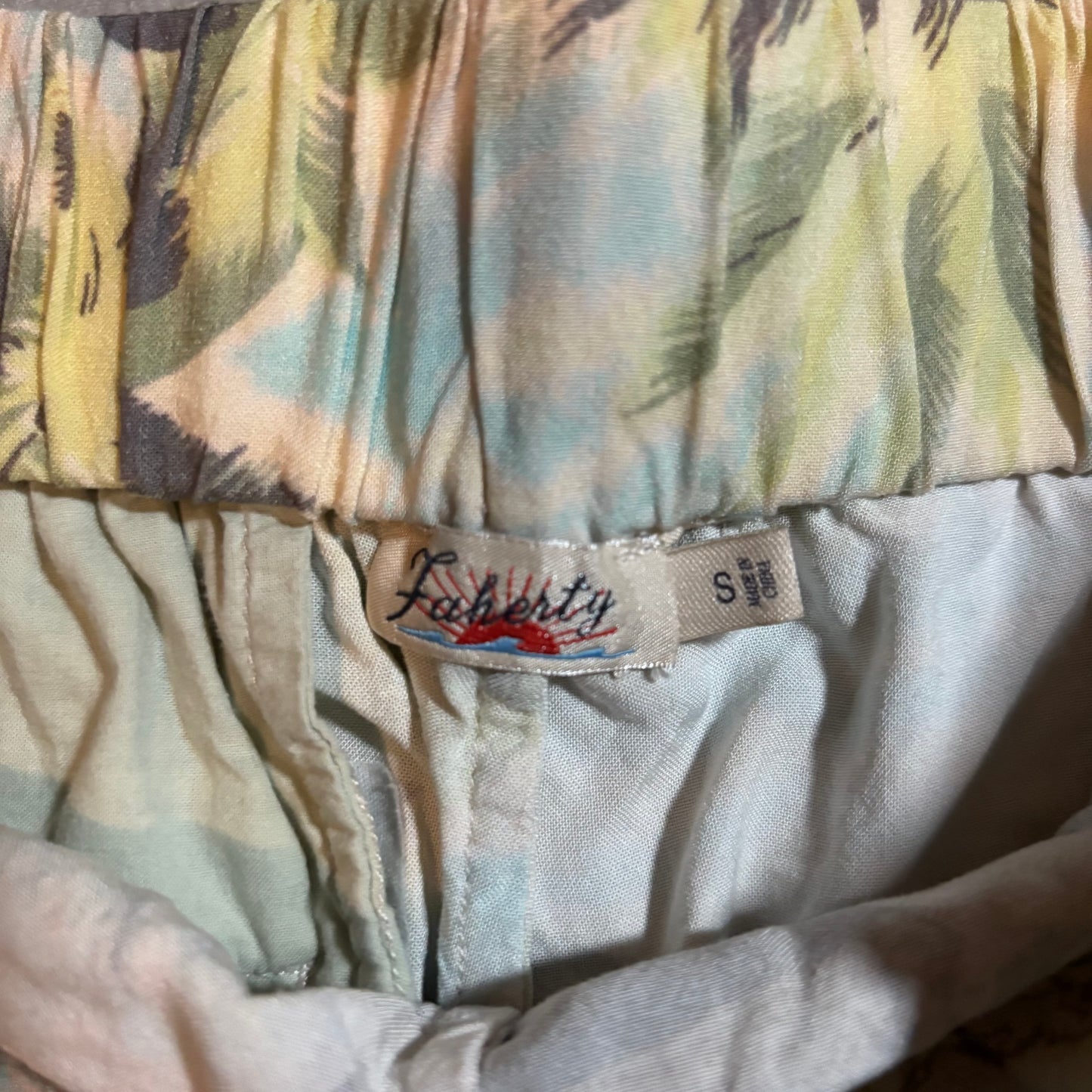 Women's Shorts Small