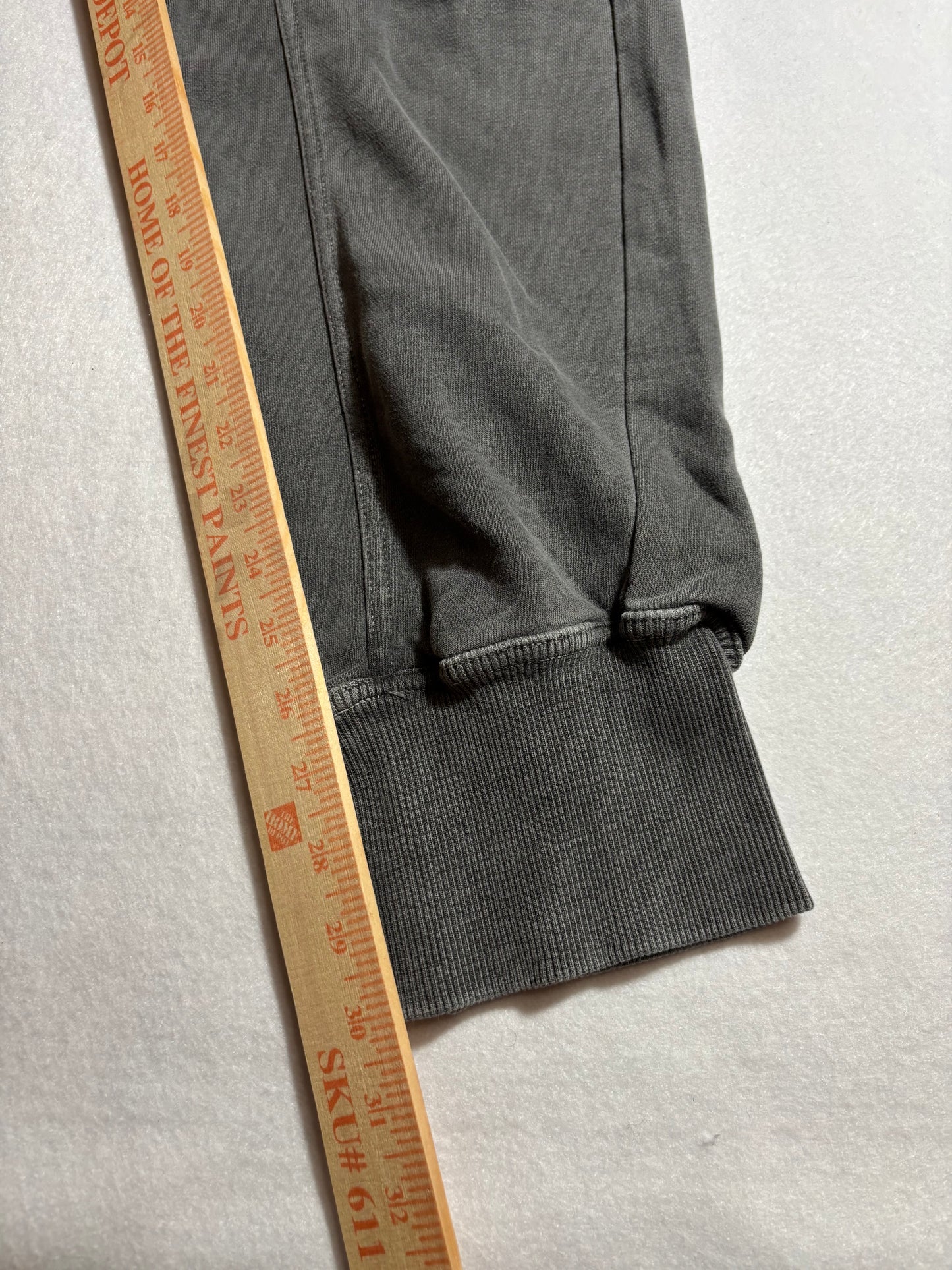 Men's Sweatpants Medium