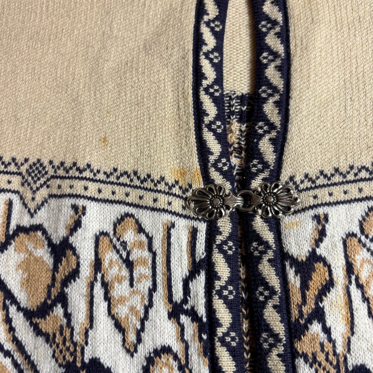Women’s Sweater Large
