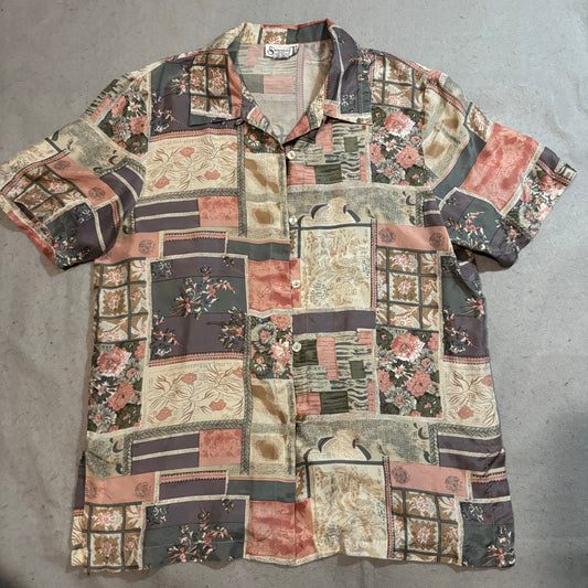 Women’s Button Shirt Medium