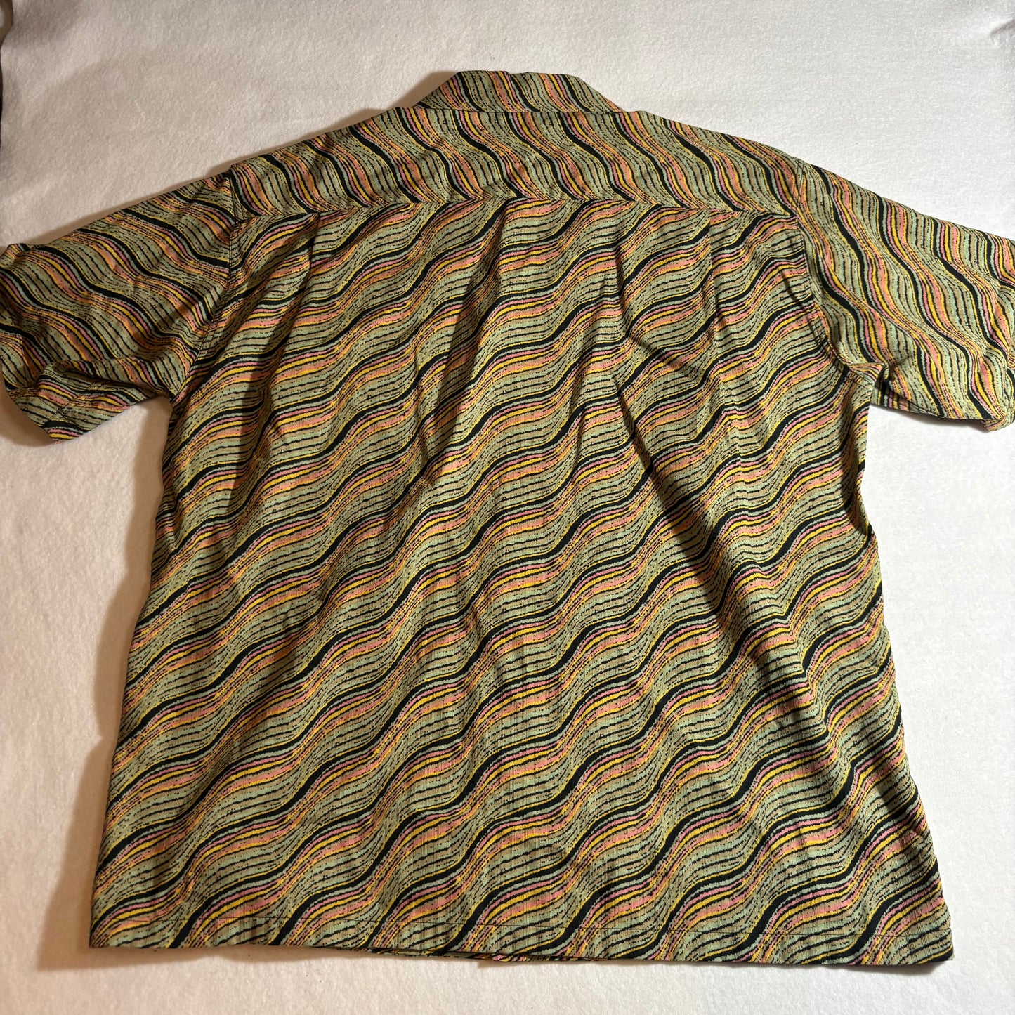 Men's Button Shirt Large