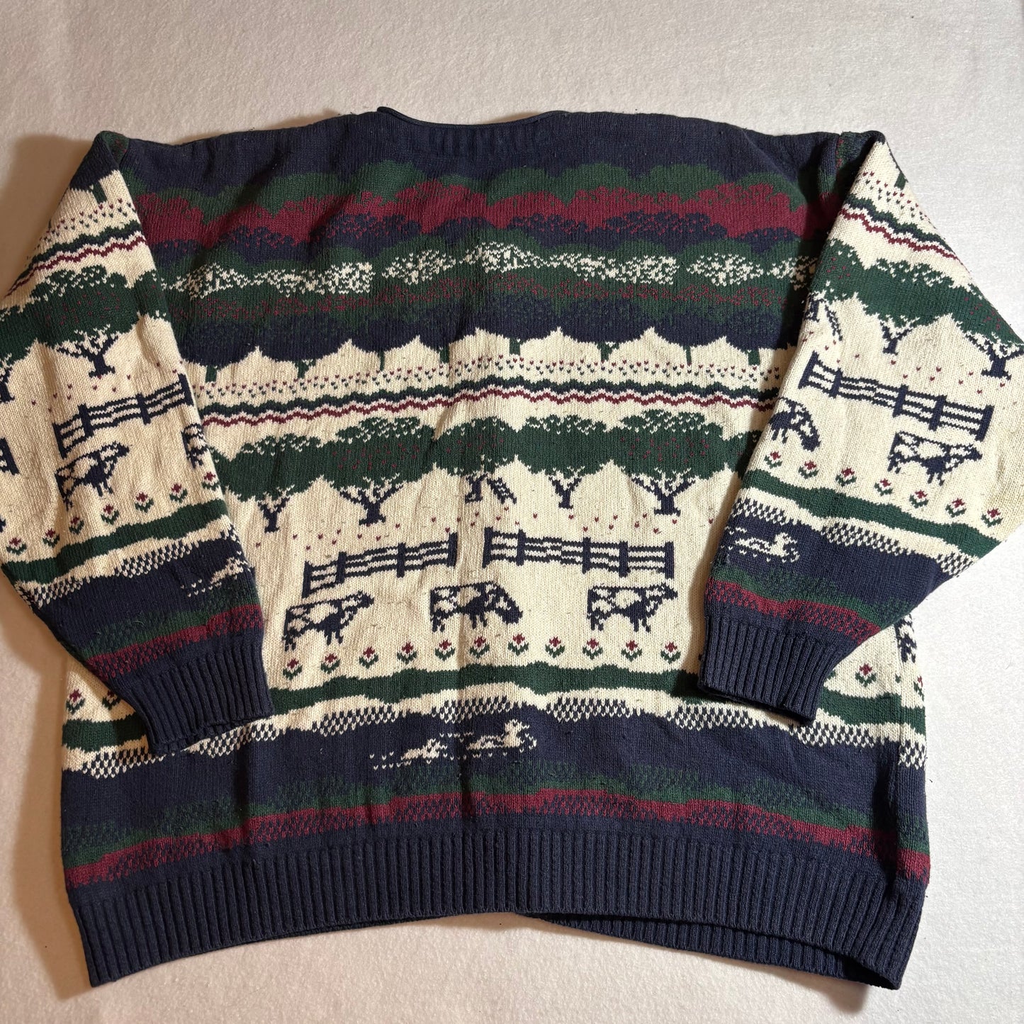 Women’s Sweater Large