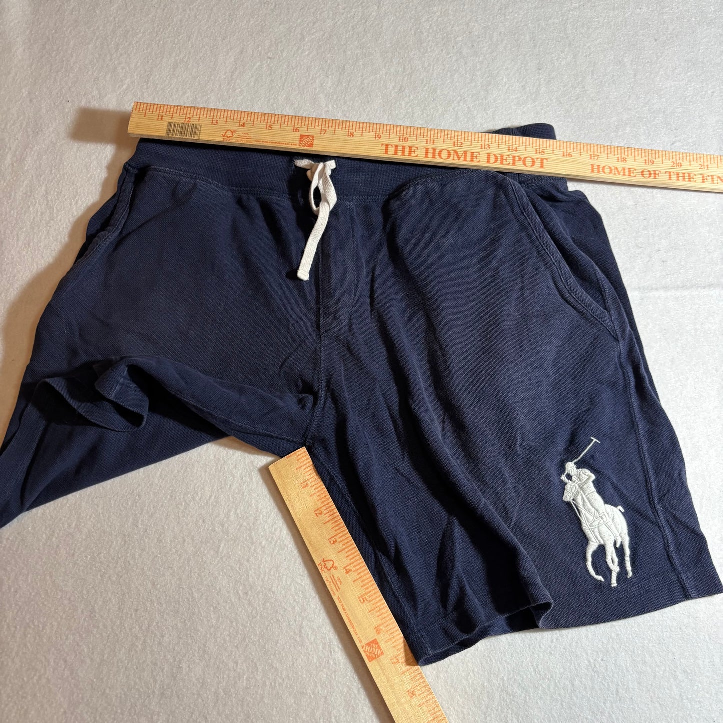 Men's Shorts Medium