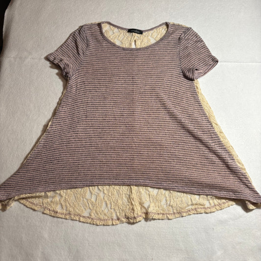 Women's Shirt Medium