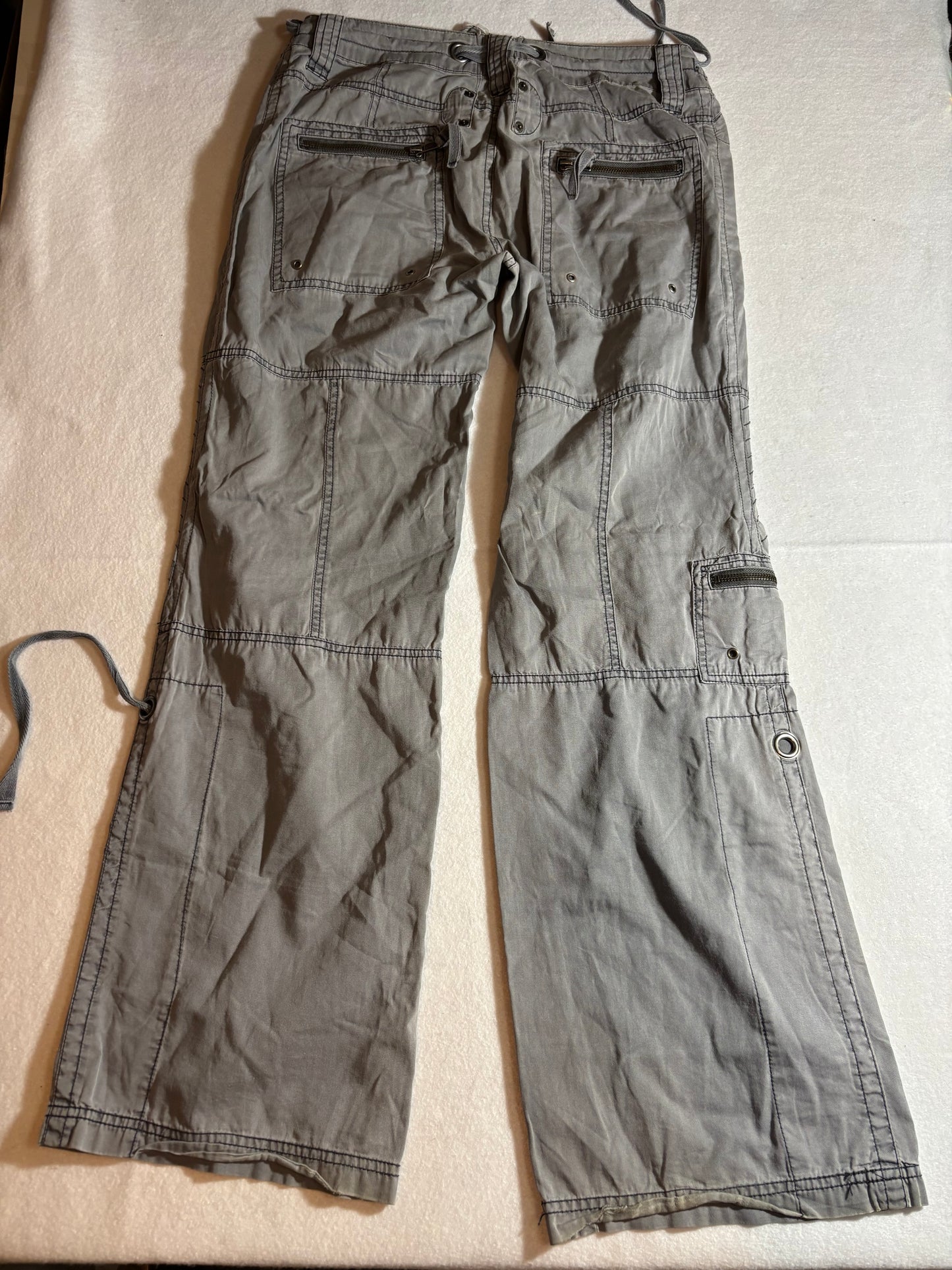 Women's Pants 16