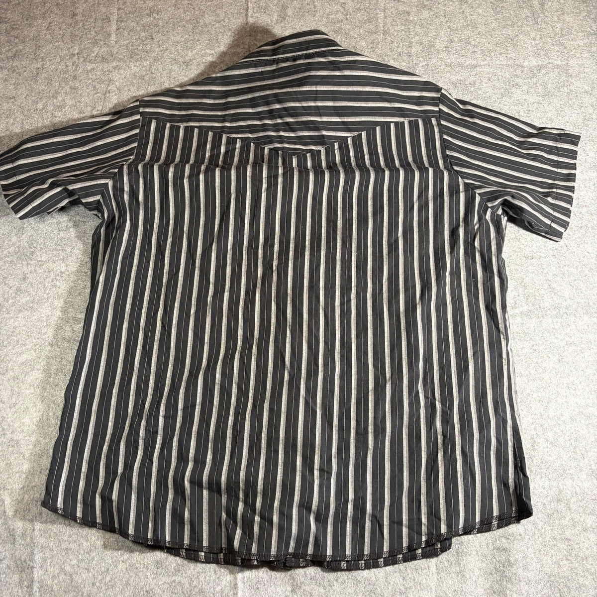 Men's Button Shirt XL