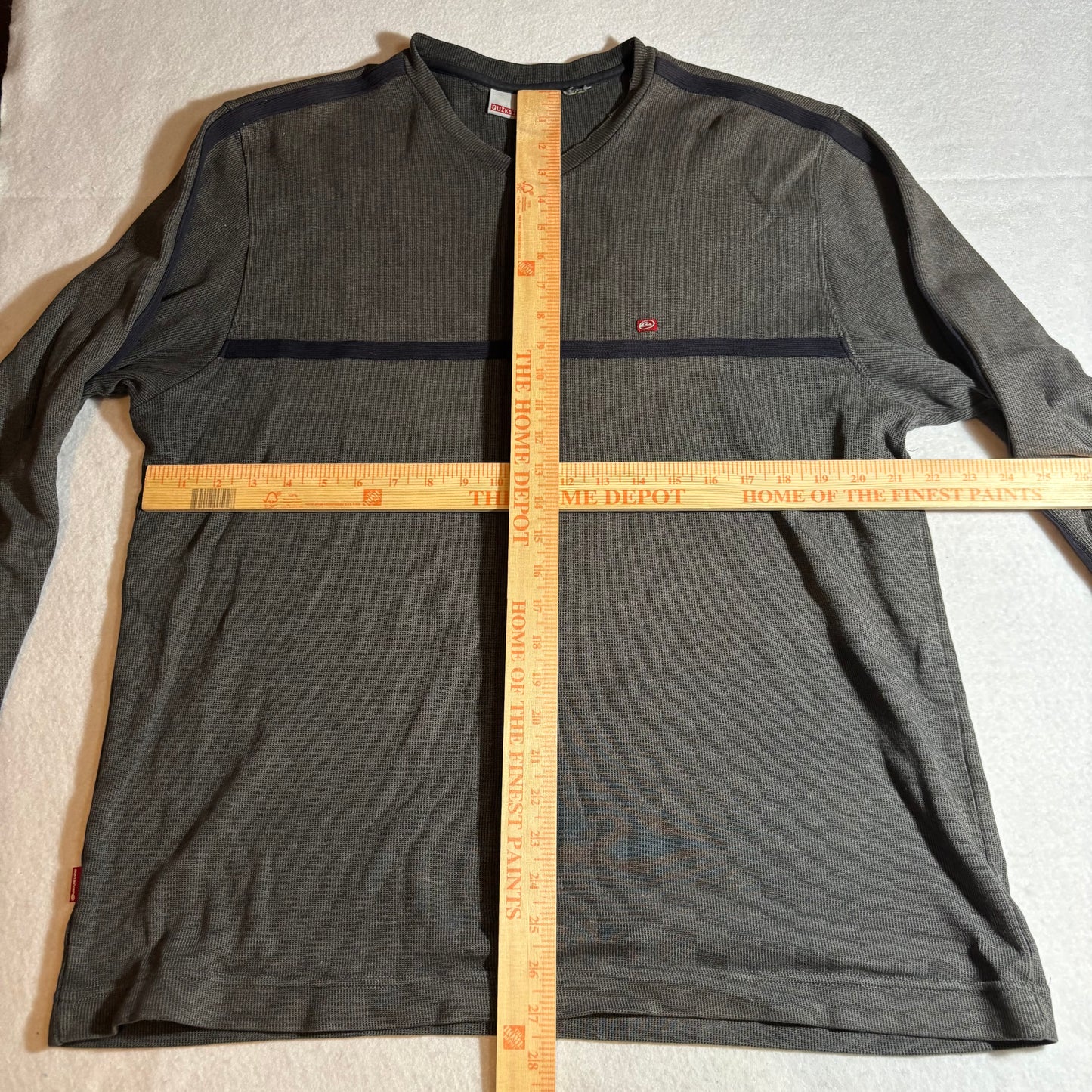 Men’s Sweater Large