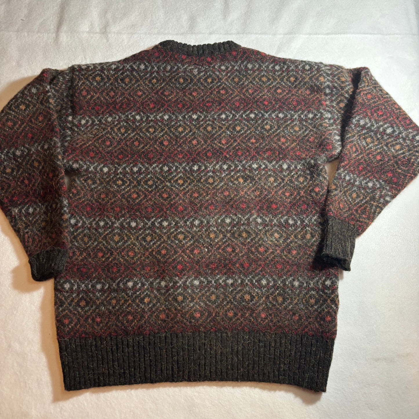 Men’s Sweater Large