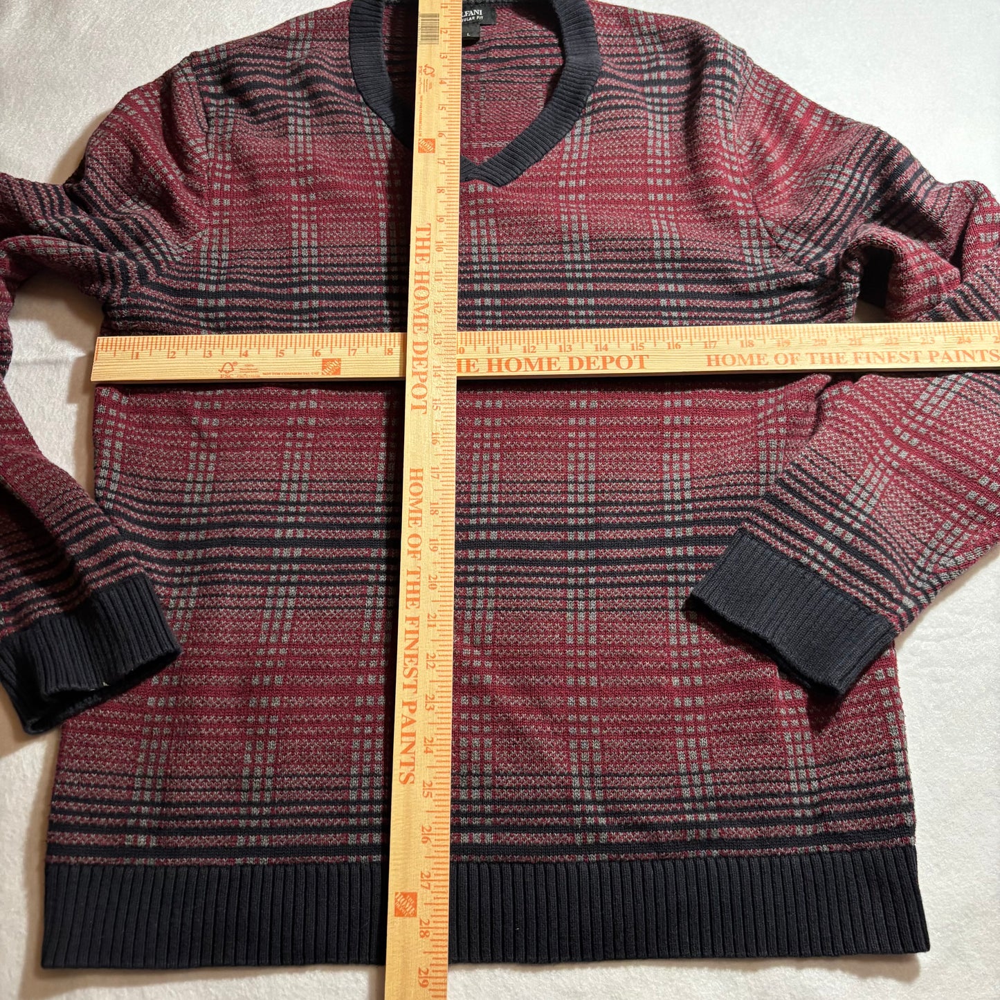 Men’s Sweater Large