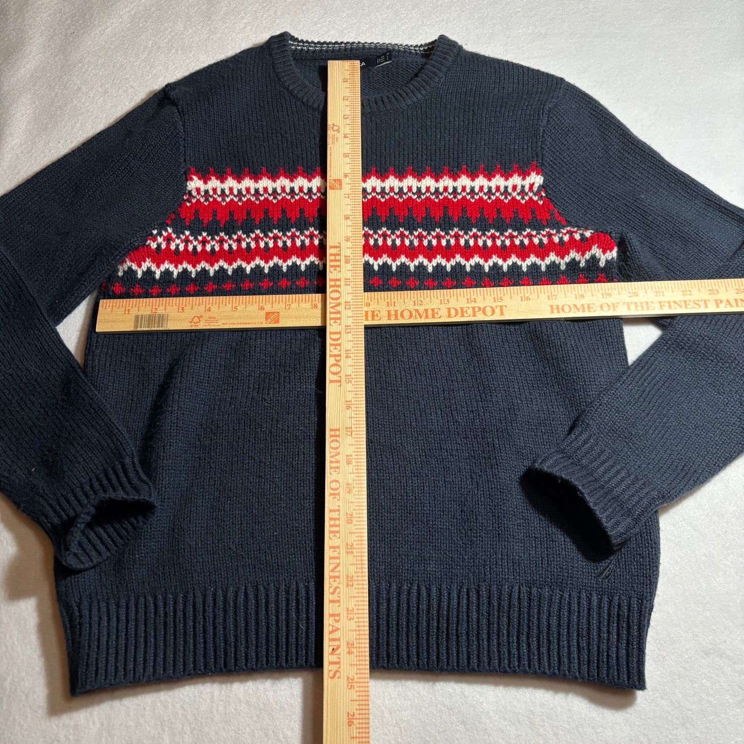 Men’s Sweater Medium