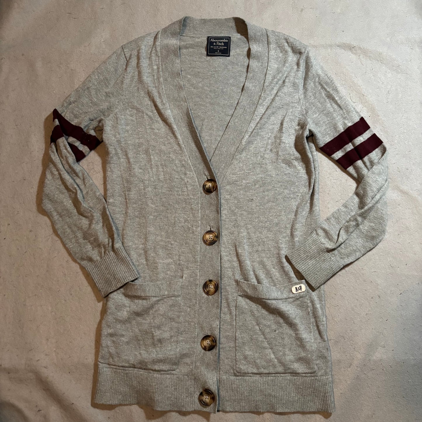 Women’s Sweater Small