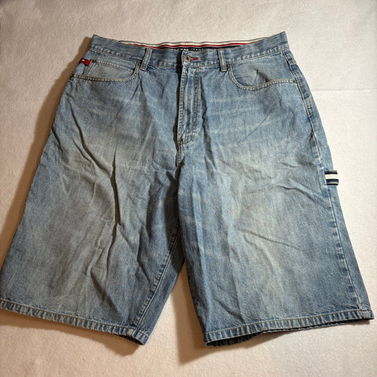 Men’s Shorts 36