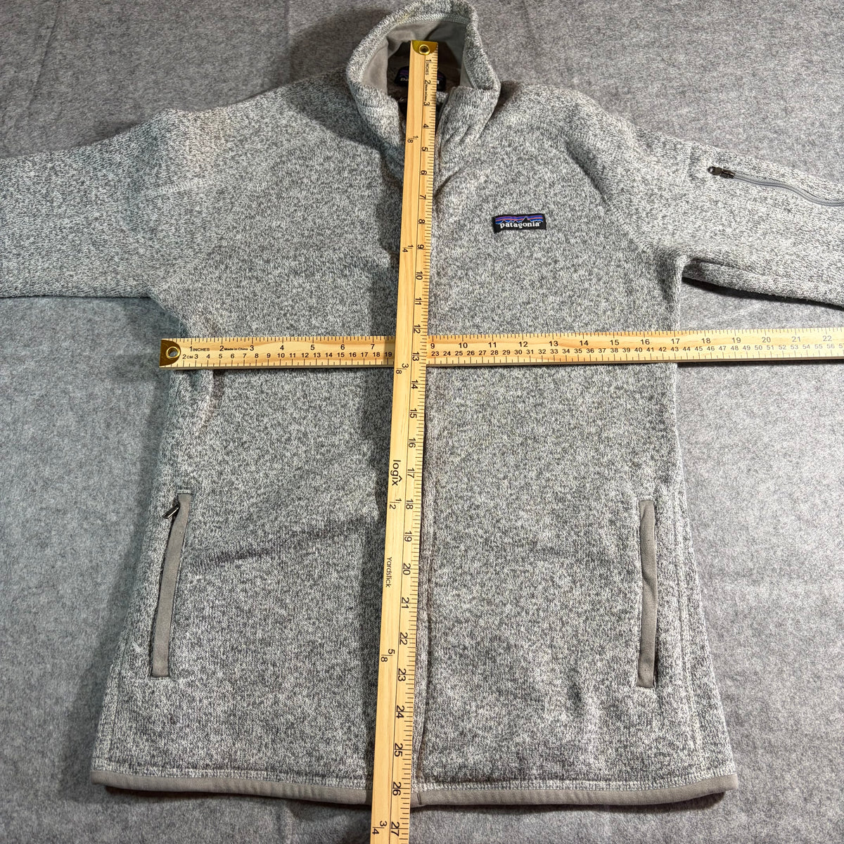 Women’s Sweater Medium