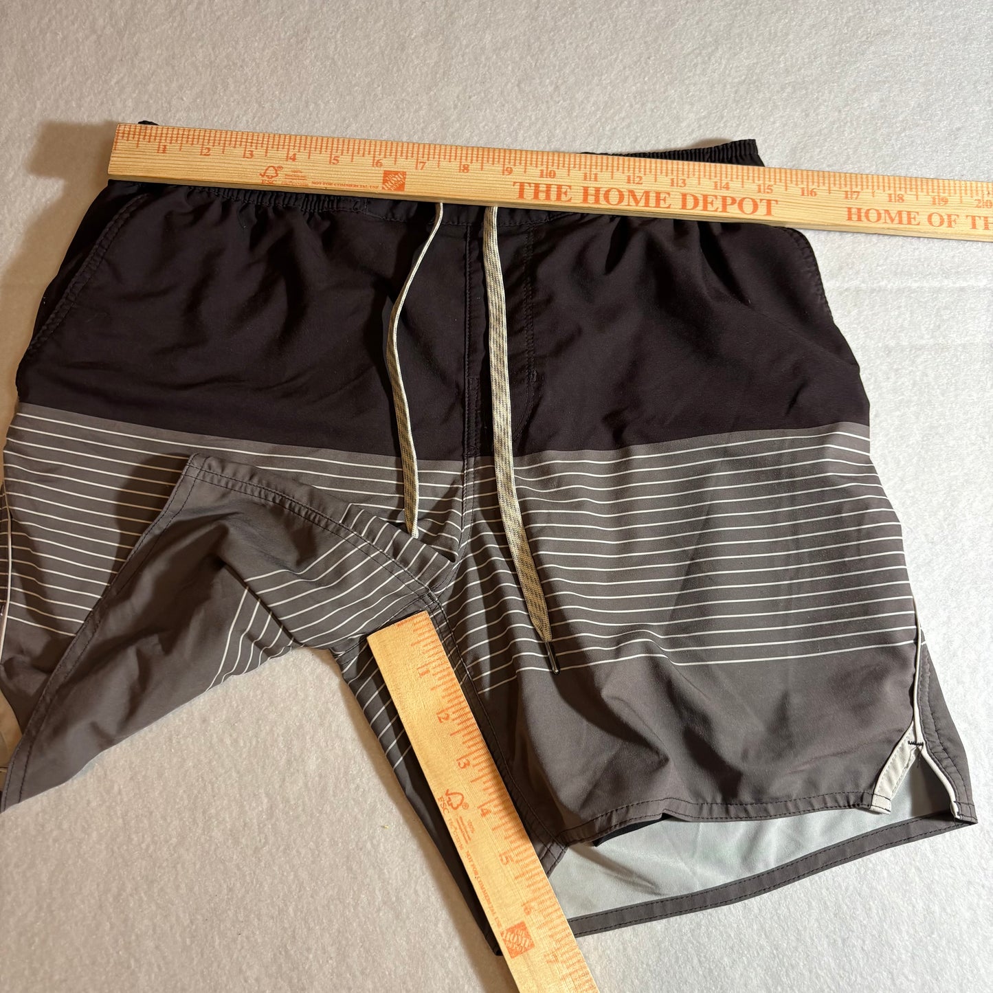 Men's Shorts Medium