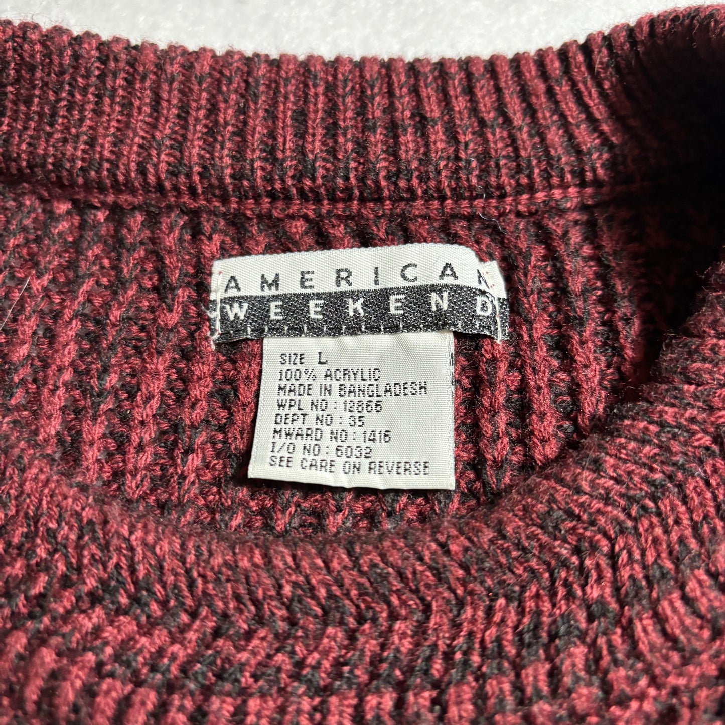 Men’s Sweater Large