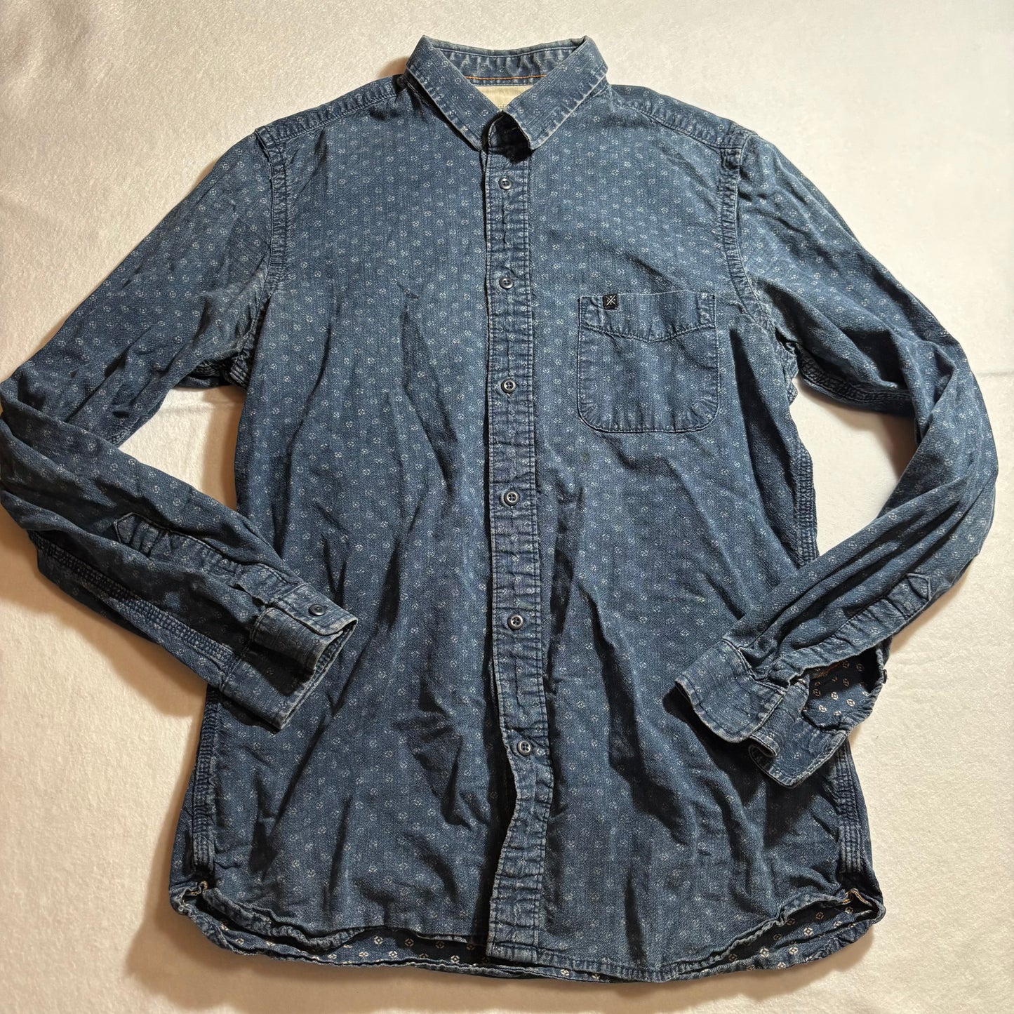 Men's Button Shirt Large