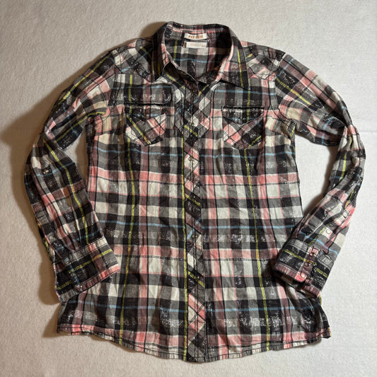 Women’s Button Shirt Medium