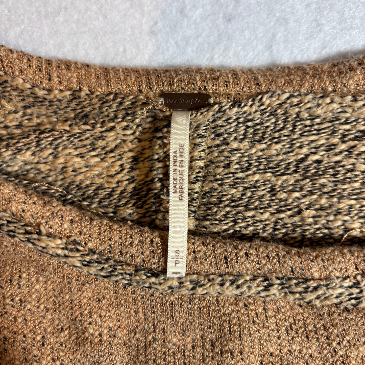 Women’s Sweater Small