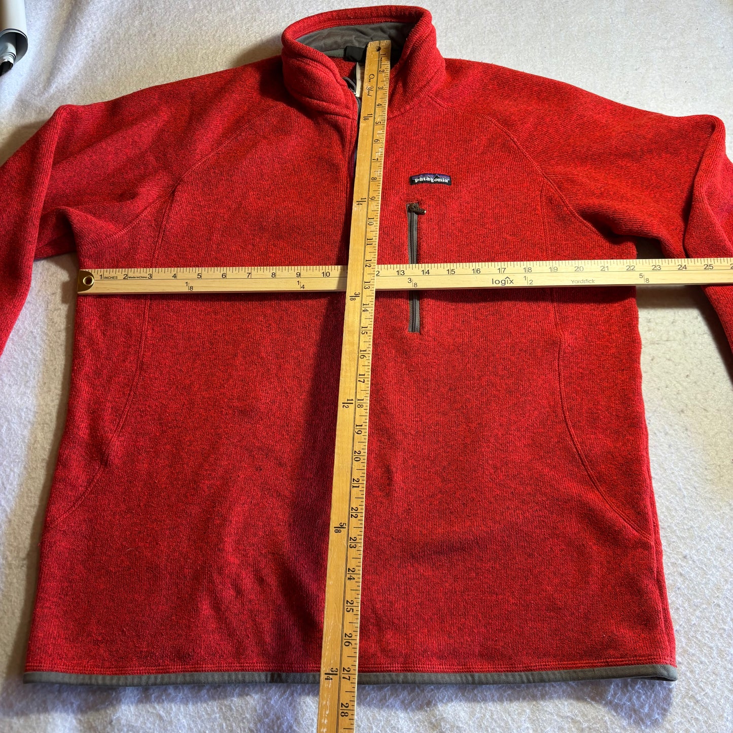 Men’s Sweater Large