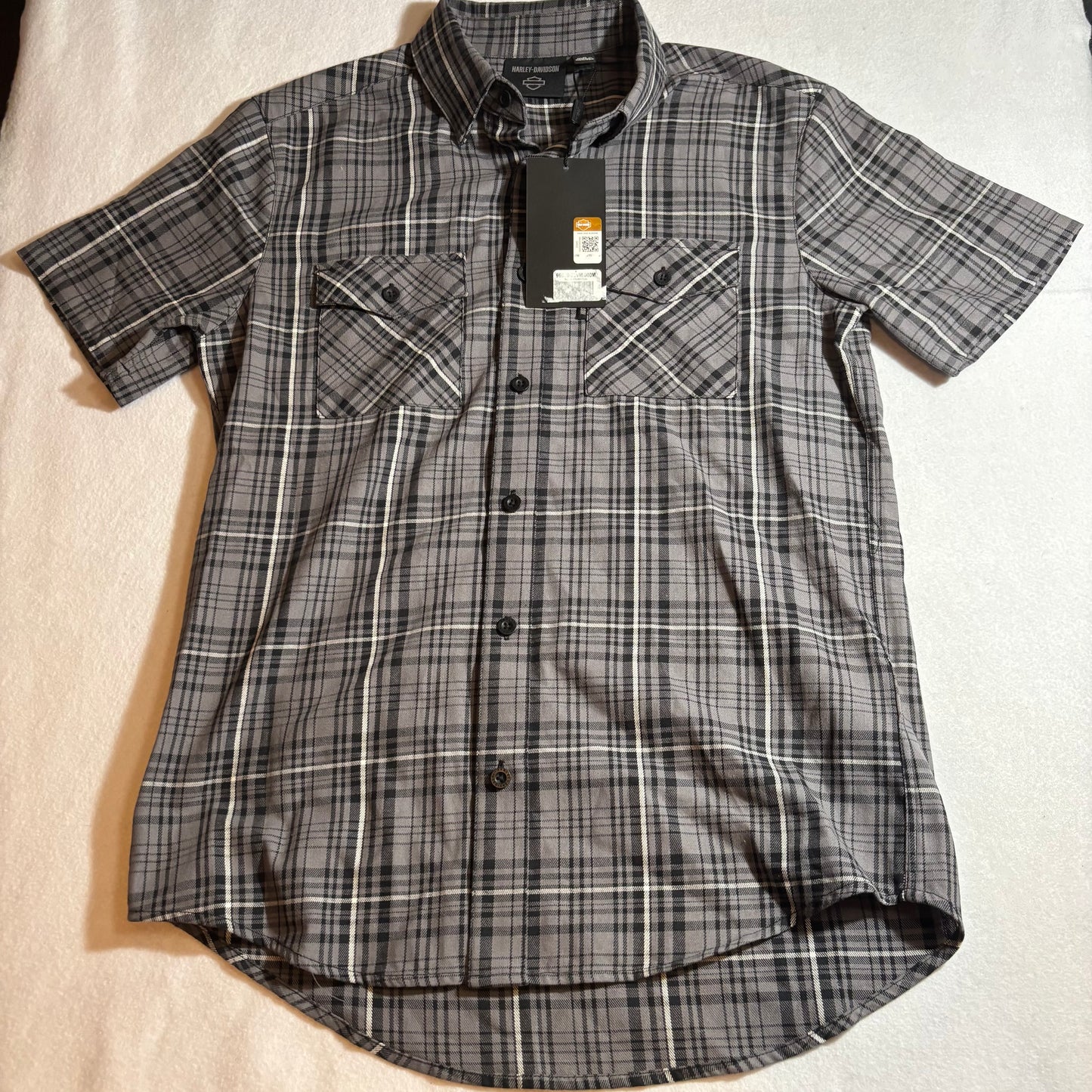 Men's Button Shirt Medium